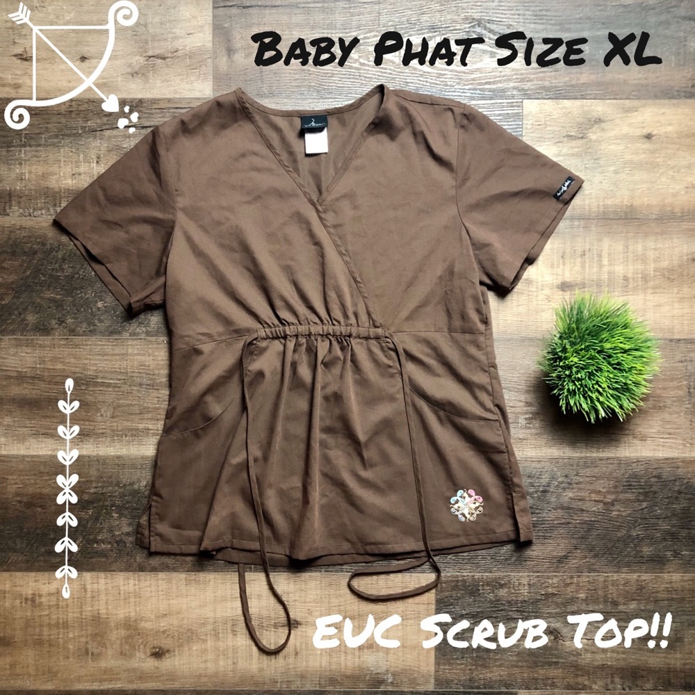 🛍🛍Baby Phat Scrub Top Size XL, EUC!! 🛍🛍